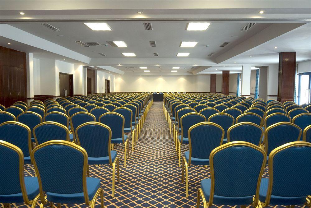 Golden Tulip Kumasi City Extérieur photo