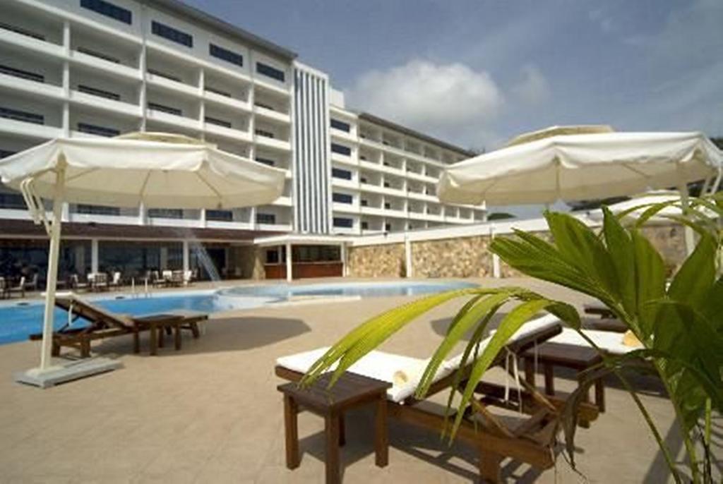 Golden Tulip Kumasi City Extérieur photo