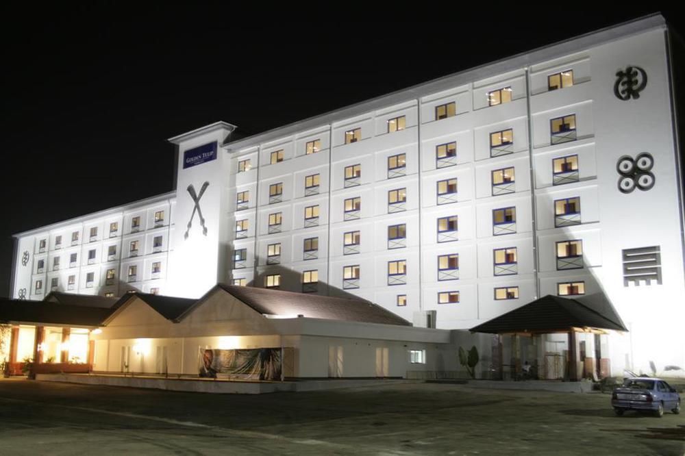 Golden Tulip Kumasi City Extérieur photo